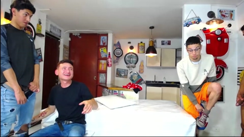 sextwinksx  29-04-2023